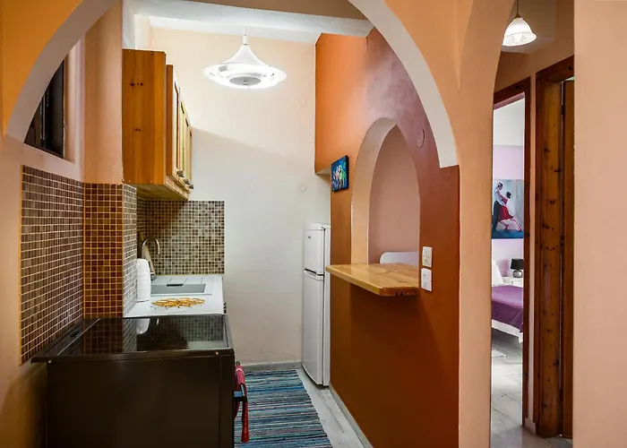 Agaloula Centrally Located Apartments, Apartamento Lákka